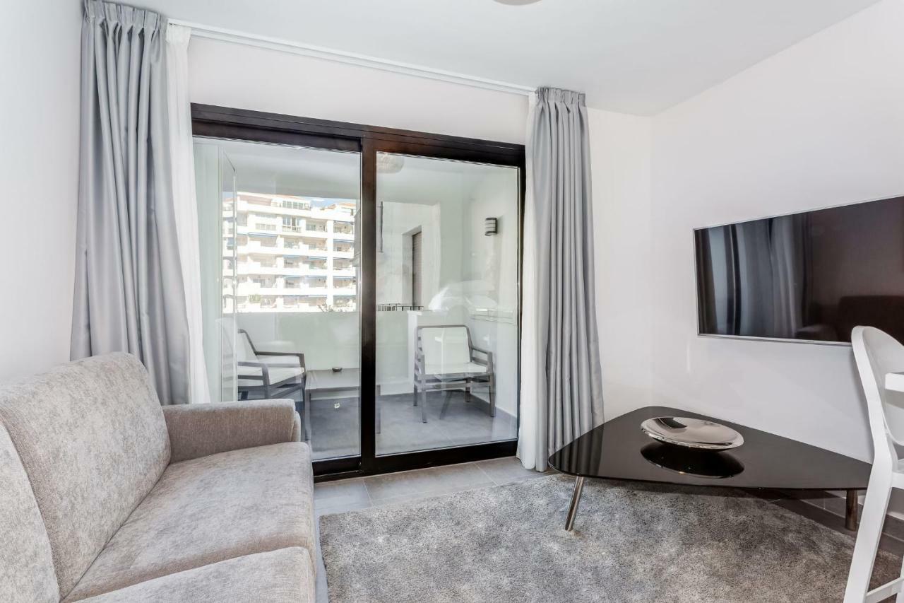 By Riva - Outstanding, Contemporary Studio In Puerto Banus Gardens Marbella Luaran gambar