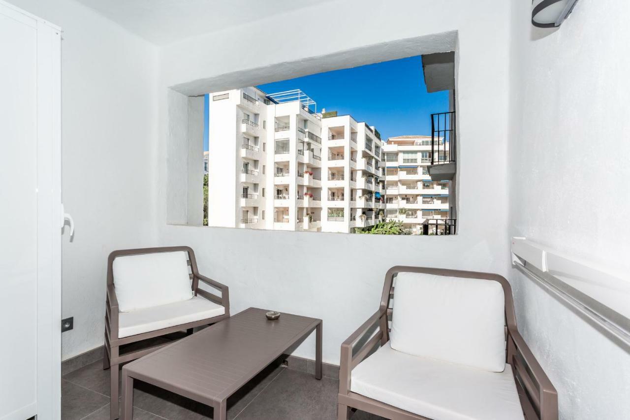 By Riva - Outstanding, Contemporary Studio In Puerto Banus Gardens Marbella Luaran gambar