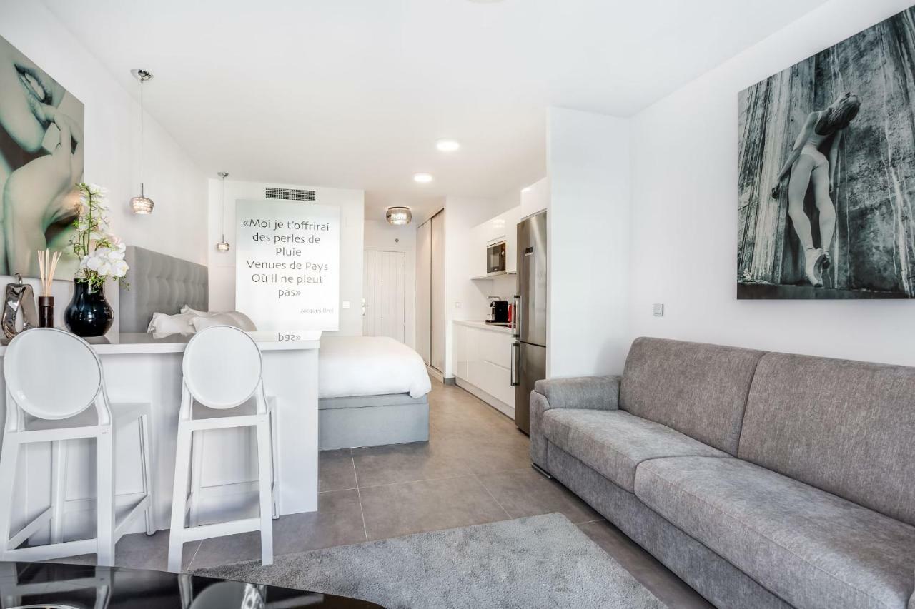 By Riva - Outstanding, Contemporary Studio In Puerto Banus Gardens Marbella Luaran gambar